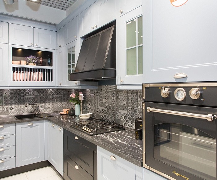 м. Пражская