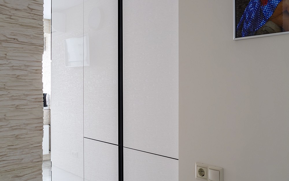 Ультраглянцевая и ультрабелая Мондриана