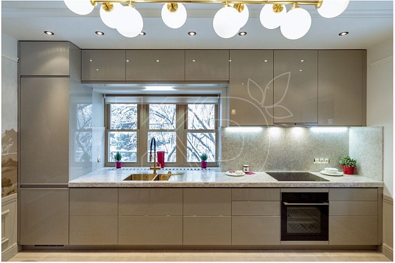 прямой кухонный гарнитур