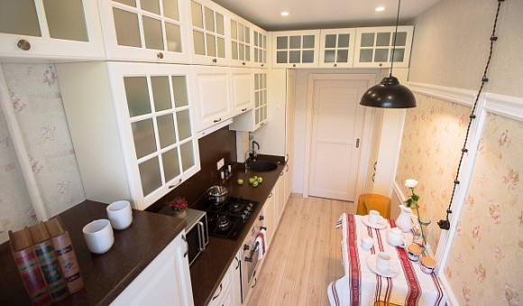 Светлая кухня в Екатеринбурге