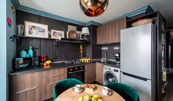 Темная кухня в Ростове-на-Дону