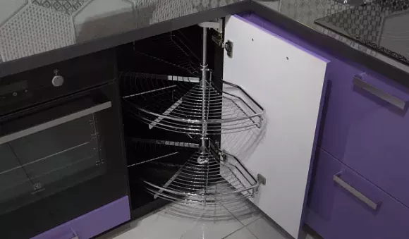 Фиолетовая кухня в Твери